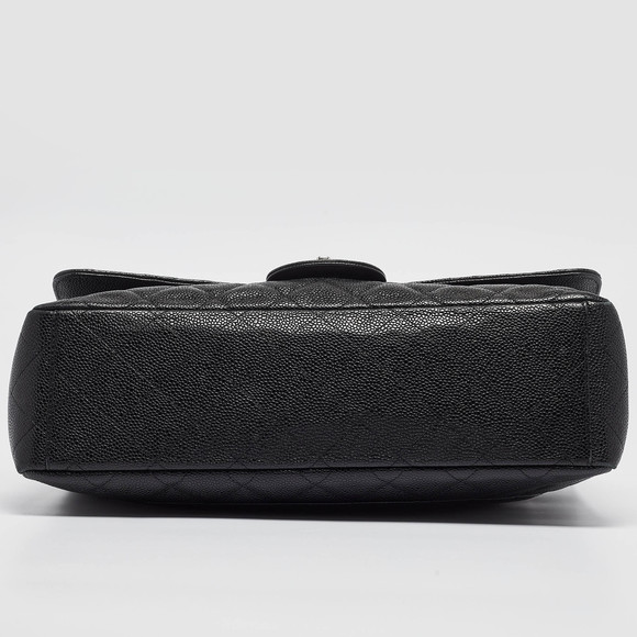 CHANEL Black Quilted Caviar Leather Maxi Classic Single Flap Bag - Picture 8 of 8